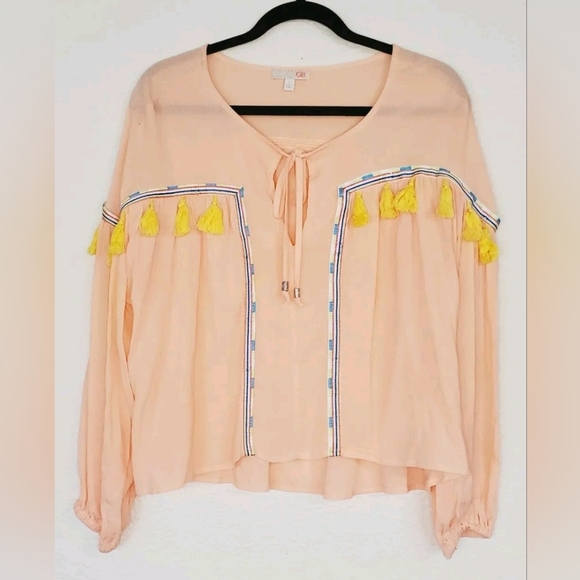 NWT Gianni Bini Boho Salmon Multicolor Tassel Detail Long Sleeve Top Size XS - Picture 2 of 5